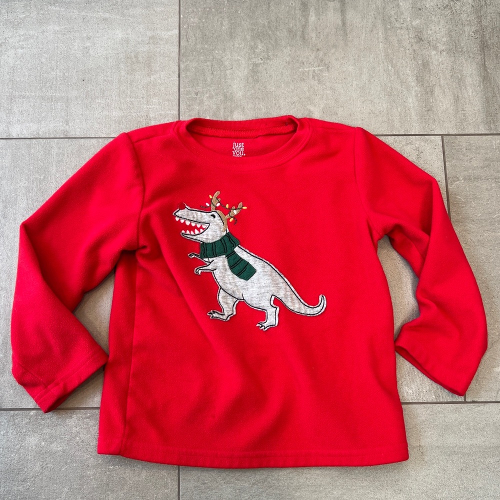 Kids 3T fleece top w fun dinosaur 🦕 (fun holiday lights & Rudolph nose on Dino)